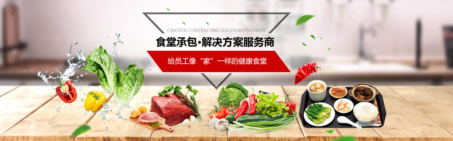 電機振動給料機由振動電機提供振動,振幅:1.5-3mm,振動頻率:96~1450次/分,給料量大但精度不高